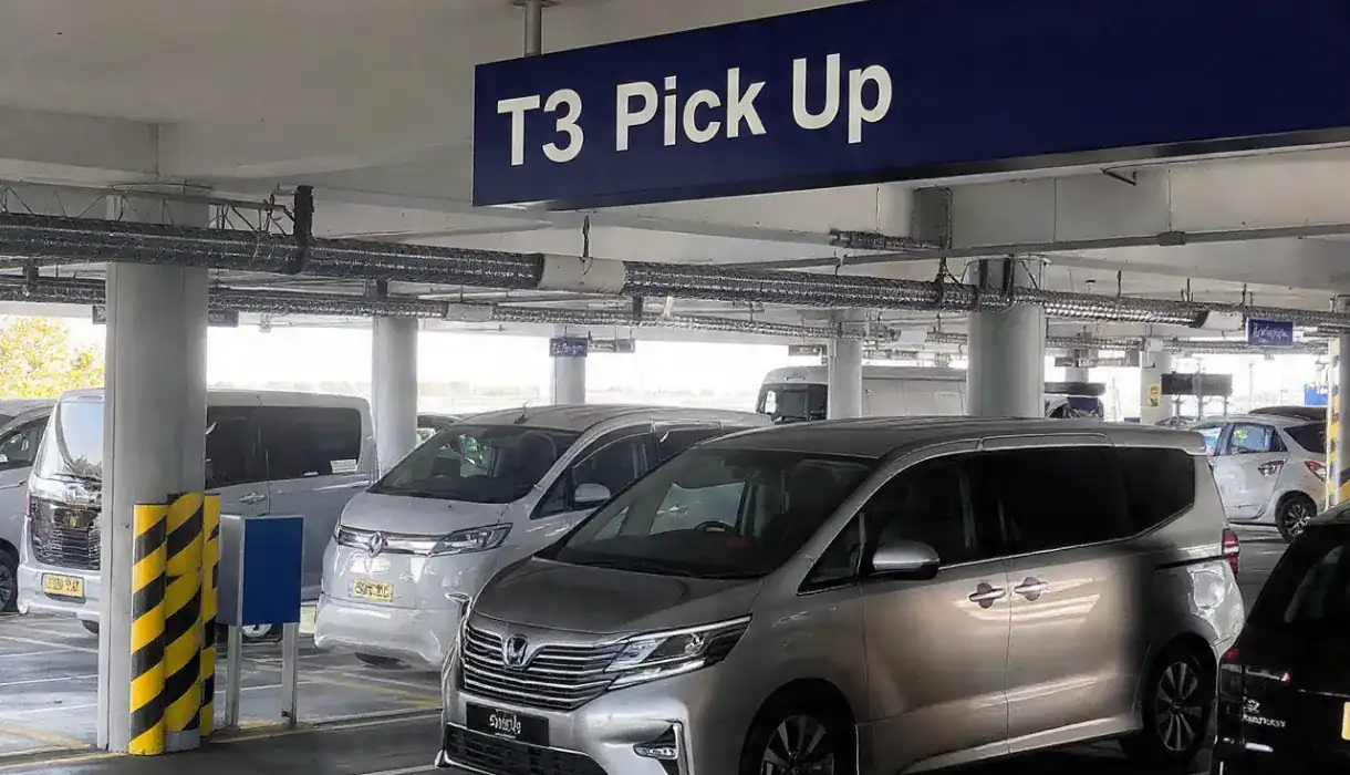 Manchester Airport to Peak District